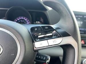 Miniature 15 Hyundai Elantra Essential BM 2022