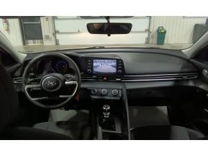 Miniature 23 Hyundai Elantra Essential BM 2022