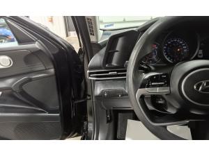 Miniature 30 Hyundai Elantra Essential BM 2022