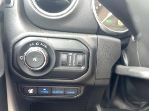 Miniature 21 Jeep Wrangler 4XE Unlimited High Altitude 4Xe *4X4 *Turbo *Cuir *Bizone *Audio Alpine 2022