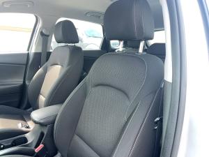 Miniature 24 Hyundai Elantra GT Elantra Gt 2018