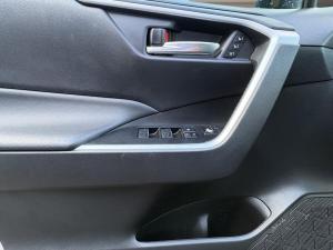 Miniature 21 Toyota Rav4 Xle Premium * Awd * Cuir * Toit * Gps * Bi-Zone * Volant Chauff * 2024