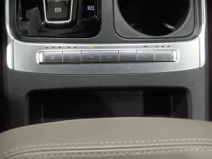 Miniature 29 Kia Carnival  2025