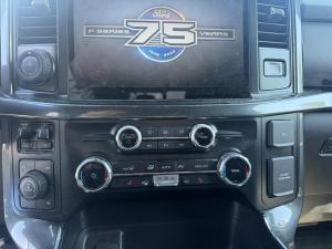 Miniature 15 Ford F-150 XLT cabine SuperCrew 4RM caisse de 6,5 pi 2023
