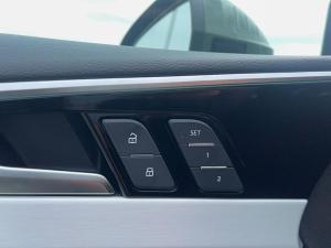 Miniature 28 Audi A5 Technik *CUIR *TOIT *CAMERA *CARPLAY *VOLANT/SIÈGES CHAUFFANTS *REGULATEUR VITESSE ADAPTATIF 2024