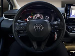 Miniature 14 Toyota Corolla Le * Sièges Chauff * Carplay * Caméra * Angles Morts * 2021