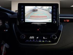 Miniature 17 Toyota Corolla Le * Sièges Chauff * Carplay * Caméra * Angles Morts * 2021