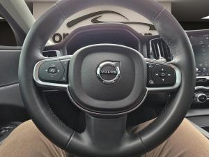 Miniature 9 Volvo XC60 T8 hybride rechargeable Core version foncée TIe 2024