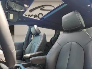 Miniature 9 Chrysler Pacifica Sélect* AWD* TOIT PANO* VOLANT CHAUFFANT* AC* CRUISE* CAMERA* 2025