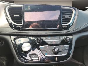 Miniature 16 Chrysler Pacifica Sélect* AWD* TOIT PANO* VOLANT CHAUFFANT* AC* CRUISE* CAMERA* 2025