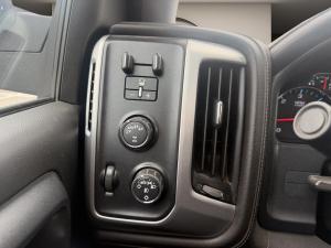 Miniature 13 GMC 1500 SLE cabine double 4RM 2019
