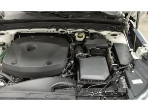 Miniature 28 Volvo XC40 T5 R-Design* AWD* SIEGES CHAUFFANTS* AC* CRUISE* CAMERA* 2020