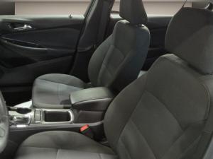 Miniature 9 Chevrolet Cruze Lt* Cruise* Sieges Chauffants* Command Vocal* Ac* Camera* 2018