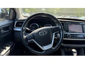 Miniature 11 Toyota Highlander Xle Awd *V6 *Toit *Cuir *Gps *8 Pass *Caméra *Bizone 2019