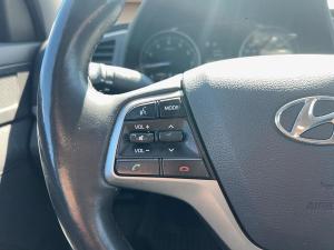 Miniature 9 Hyundai Elantra Gl* Volant Chauffant* Sieges Chauffants* Carplay* 2018