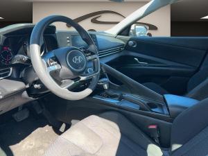 Miniature 5 Hyundai Elantra Essential* Carplay* Sieges Chauffants* Camera* Cruise* 2023
