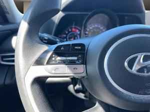 Miniature 9 Hyundai Elantra Essential* Carplay* Sieges Chauffants* Camera* Cruise* 2023