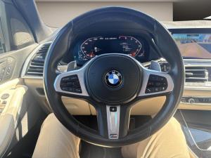 Miniature 13 BMW X5 M50i * AWD * TWIN-TURBO * CUIR * TOIT * BI-ZONE * CAMÉRA 360° * 2020