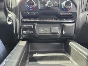 Miniature 16 Chevrolet Silverado 1500 LT Trail Boss cabine multiplace 4RM 157 po 2020
