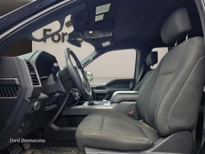 Miniature 8 Ford F-150 XLT cabine SuperCrew 4RM caisse de 5,5 pi 2019