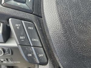 Miniature 10 Ford F-150 XLT cabine SuperCrew 4RM caisse de 5,5 pi 2019