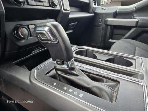Miniature 16 Ford F-150 XLT cabine SuperCrew 4RM caisse de 5,5 pi 2019