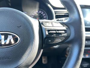 Miniature 10 Kia Rio5 Ex* Toit* Carplay* Volant Chauffant* Cruise* 2018