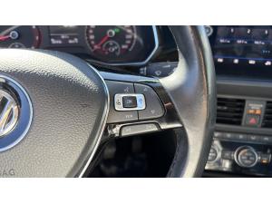 Miniature 17 Volkswagen Jetta Highline *Cuir *Bizone *Toit *Carplay *Camera *Siege Chauffant 2019