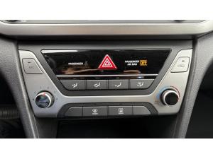 Miniature 23 Hyundai Elantra Gl *Carplay *Camera *Volant/Siege Chauffant *Cruise 2017