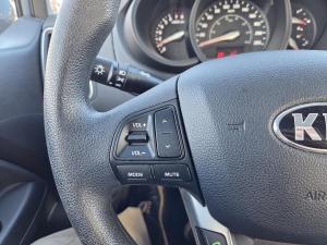Miniature 14 Kia Rio Lx *Manuel *Carplay *Cruise *Siege Chauffant 2016