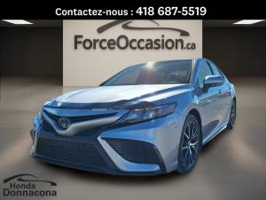 2021 Toyota Camry SE Hybride, Bancs chauffant, Propre, Bas kilométrage - Image 1