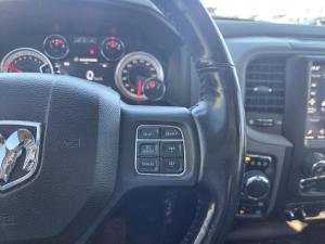 Miniature 18 RAM 1500 Classic Express *V8 5,7L* 6 Pass *Crewcab *Boite 5,6 Pied *Camera 2020