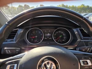 Miniature 17 Volkswagen Tiguan Comfortline *Toit Pano *Siege Chauffant *Cuir *Camera 2020