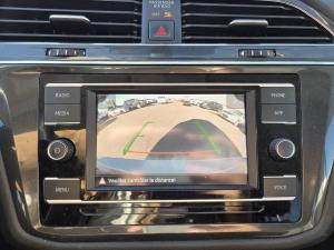 Miniature 26 Volkswagen Tiguan Comfortline *Toit Pano *Siege Chauffant *Cuir *Camera 2020