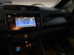 Miniature 15 Nissan Leaf Sl * Gps * Cuir * Bose * Caméra * Carplay * Volant Chauff * 2018
