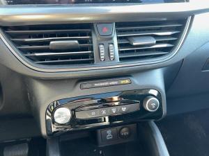 Miniature 15 Ford Escape Plug-In Hybrid Phev* Toit Pano* Gps* Volant Chauffant* Bizone* 2023