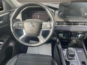 Miniature 14 Mitsubishi Outlander PHEV Le S-Awc - Phev - Économique - 7 Passagers 2024