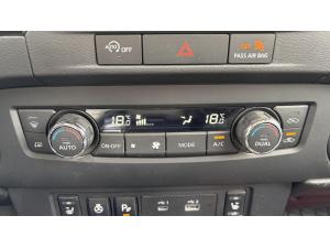 Miniature 27 Nissan Frontier Pro-4X V6 *Crew Cab *Box 5,0' *Gps *Bizone *Siege/Volant Chauffant 2024
