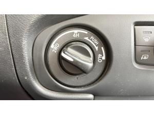 Miniature 32 Nissan Frontier Pro-4X V6 *Crew Cab *Box 5,0' *Gps *Bizone *Siege/Volant Chauffant 2024
