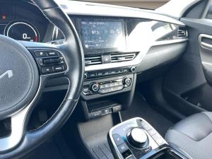 Miniature 17 Kia Niro EV Ex+* Volant Chauffant* Carplay* Camera* Cruise* 2022