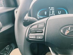 Miniature 14 Hyundai Venue Essential *Camera *Carplay *Siege Chauffant *Cruise 2026