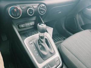 Miniature 17 Hyundai Venue Essential *Camera *Carplay *Siege Chauffant *Cruise 2026