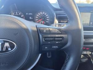 Miniature 18 Kia Rio5 EX Tech BA avec système de navigation 2018
