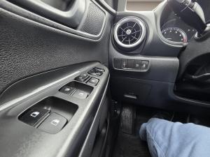 Miniature 17 Hyundai Kona 2.0L Preferred - AWD - BANCS CHAUFFANTS - ÉCONOMIQUE 2022