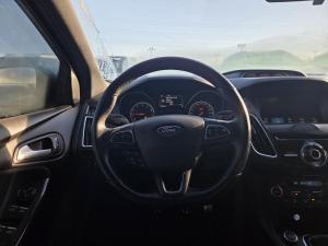 Miniature 9 Ford Focus St *Turbo *Cuir *Manuelle *Camera *Bizone 2017