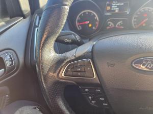Miniature 18 Ford Focus St *Turbo *Cuir *Manuelle *Camera *Bizone 2017