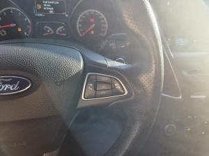 Miniature 20 Ford Focus St *Turbo *Cuir *Manuelle *Camera *Bizone 2017