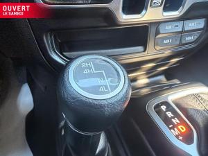 Miniature 15 Jeep Gladiator Sport S 4x4 2020