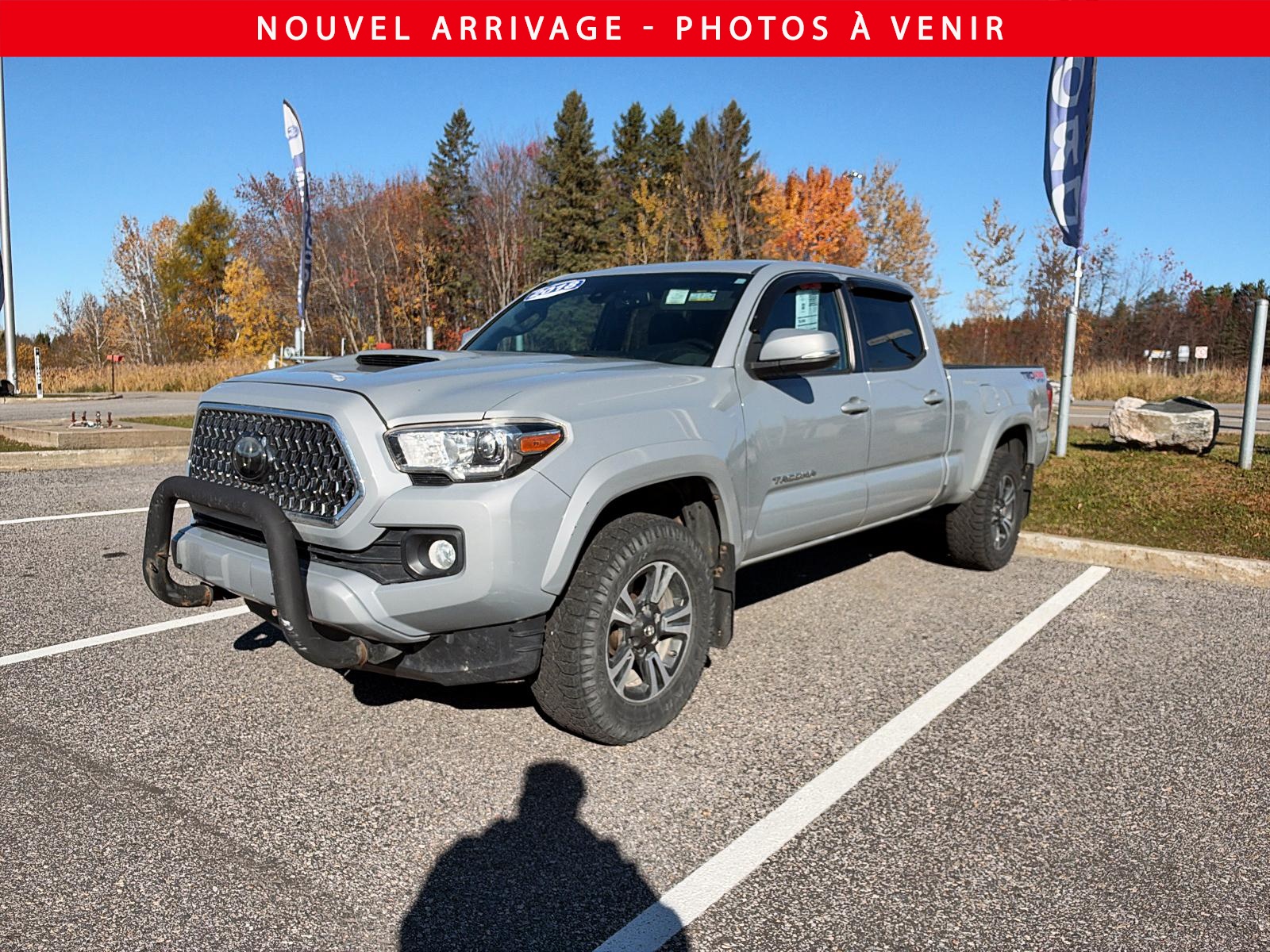 Image 1 Toyota Tacoma SR5 V6 Double Cab 4x4 BA - JAMAIS ACCIDENTÉ - TOUJOURS ENTRETENU AU CONCESSIONNAIRE 2018