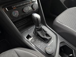 Miniature 19 Volkswagen Tiguan Trendline * 4Motion * Camera * Carplay * Sièges Chauff * 2018